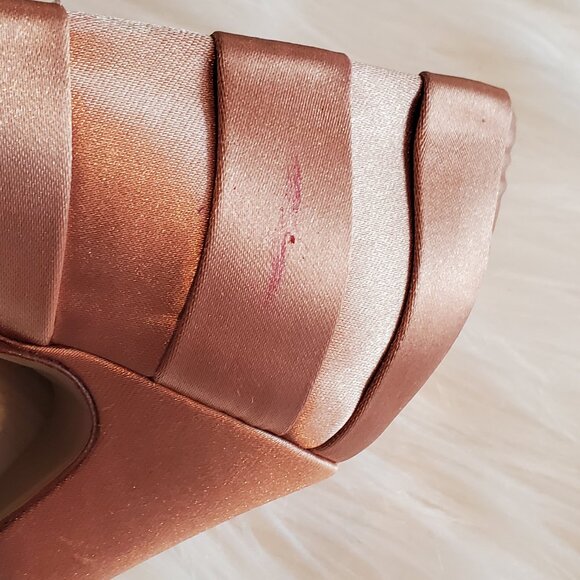 BCBGMAXAZRIA Pink Satin Peep Toe Pumps SZ 8.5 - Picture 12 of 14